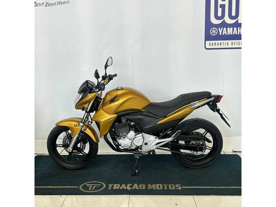 HONDA CB 300R 